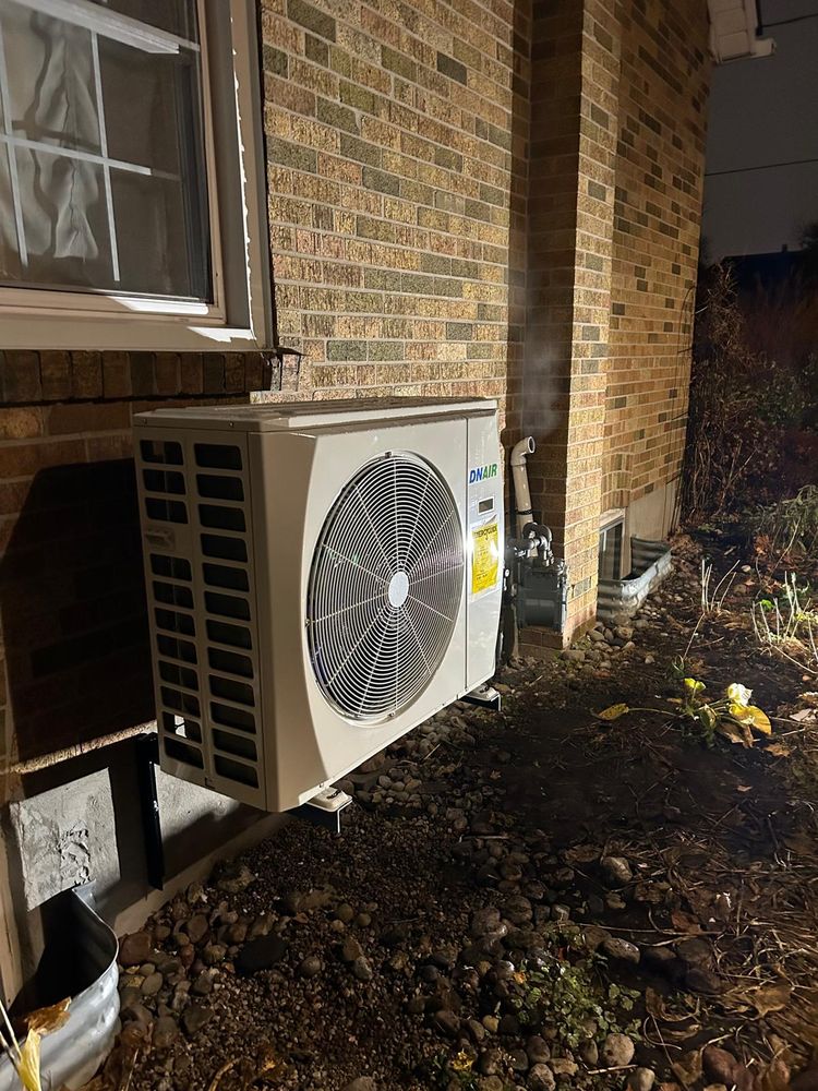 1.5 Ton, High Efficency  UP TO 20 SEER, Cold Climate  DOWN TO -30℃, Super Quiet  61 dB(A) - Image 2